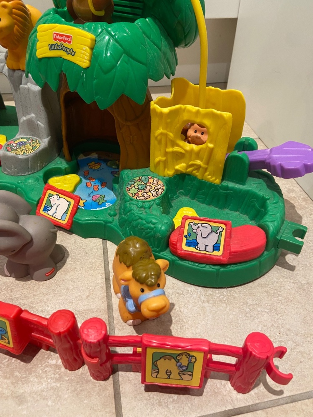 Fisher Price Little People Zoo Vintage Playset - Picture 6 of 6